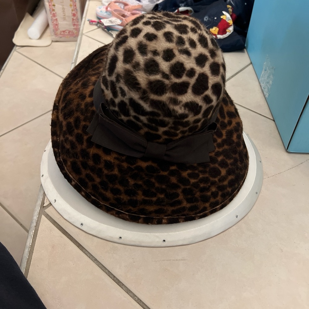Chic Leopard Pattern Women's Hat - image 9